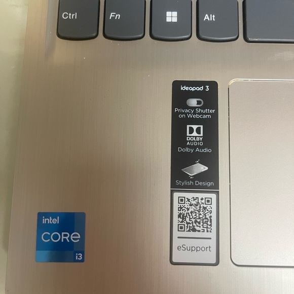 Lenovo IdeaPad 3 Intel i5-1035G1 Quad 12GB 256GB SSD 15.6-inch Touch Screen - Picture 7 of 7